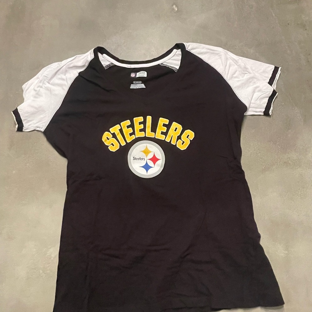 Team Apparel Steelers Tee - Black and White